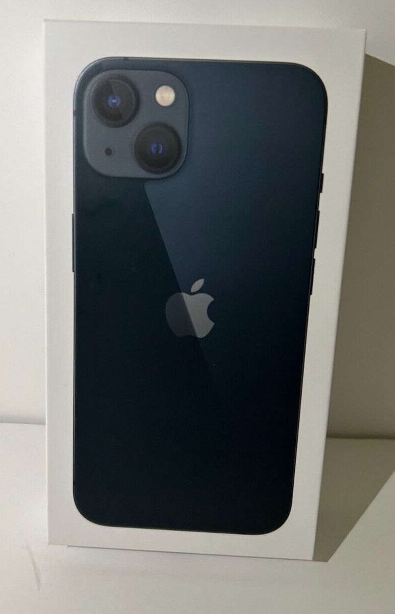 iPhone 13 128 GB UNLOCKED