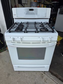 Kenmore Elite Gas Range