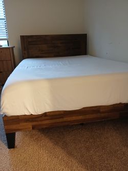 10" Memory Foam Mattress with Zippered Cover - Full $50