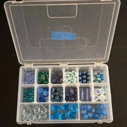 BLUE BEADS LOT 002