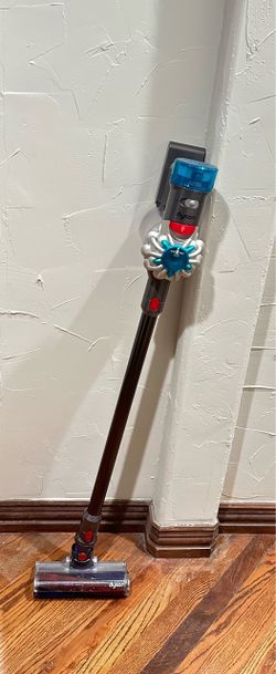Dyson Cordless Vacuum $150