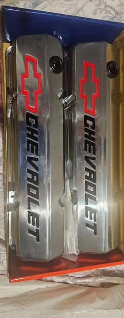 Chevrolet 350 Valve Covers