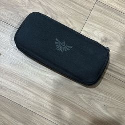 Nintento Switch protective case. zelda