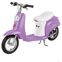 Razor Vespa  Style Seated Scooter