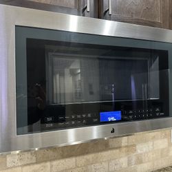 Jenn-air Microwave 