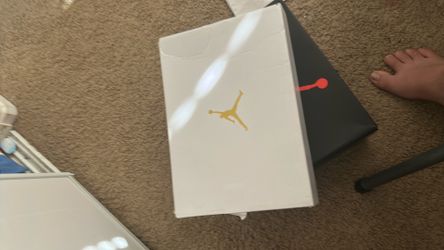 Jordan 1 mid