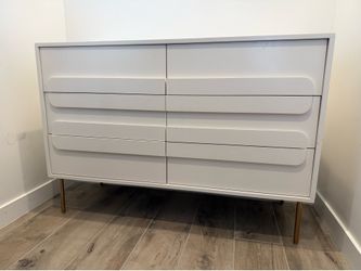Williams Sonoma/West Elm Gemini 6 Drawer Dresser