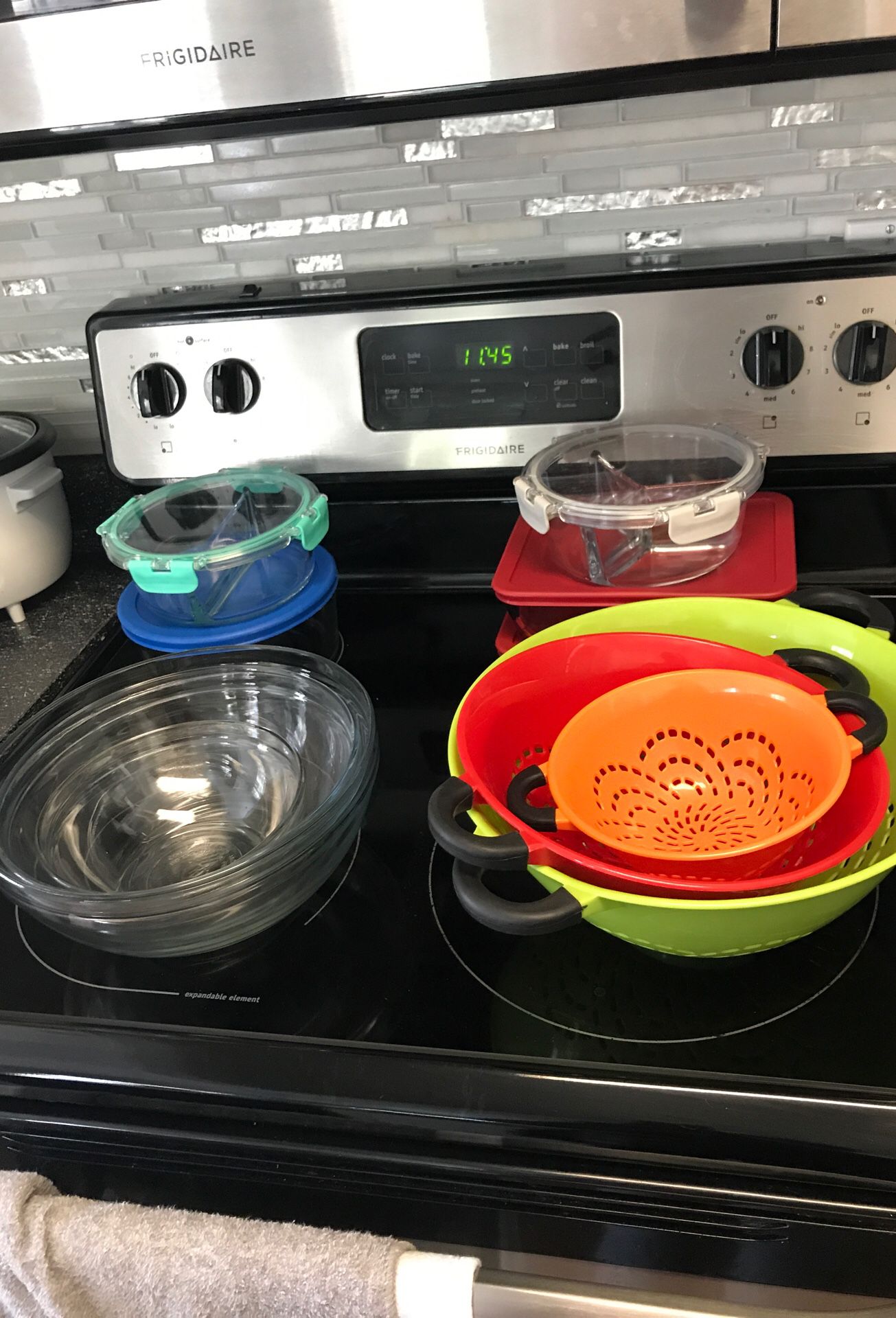 Assorted kitchen stuff - trying to get rid of ASAP!!! Shoot me a price and it is yours!