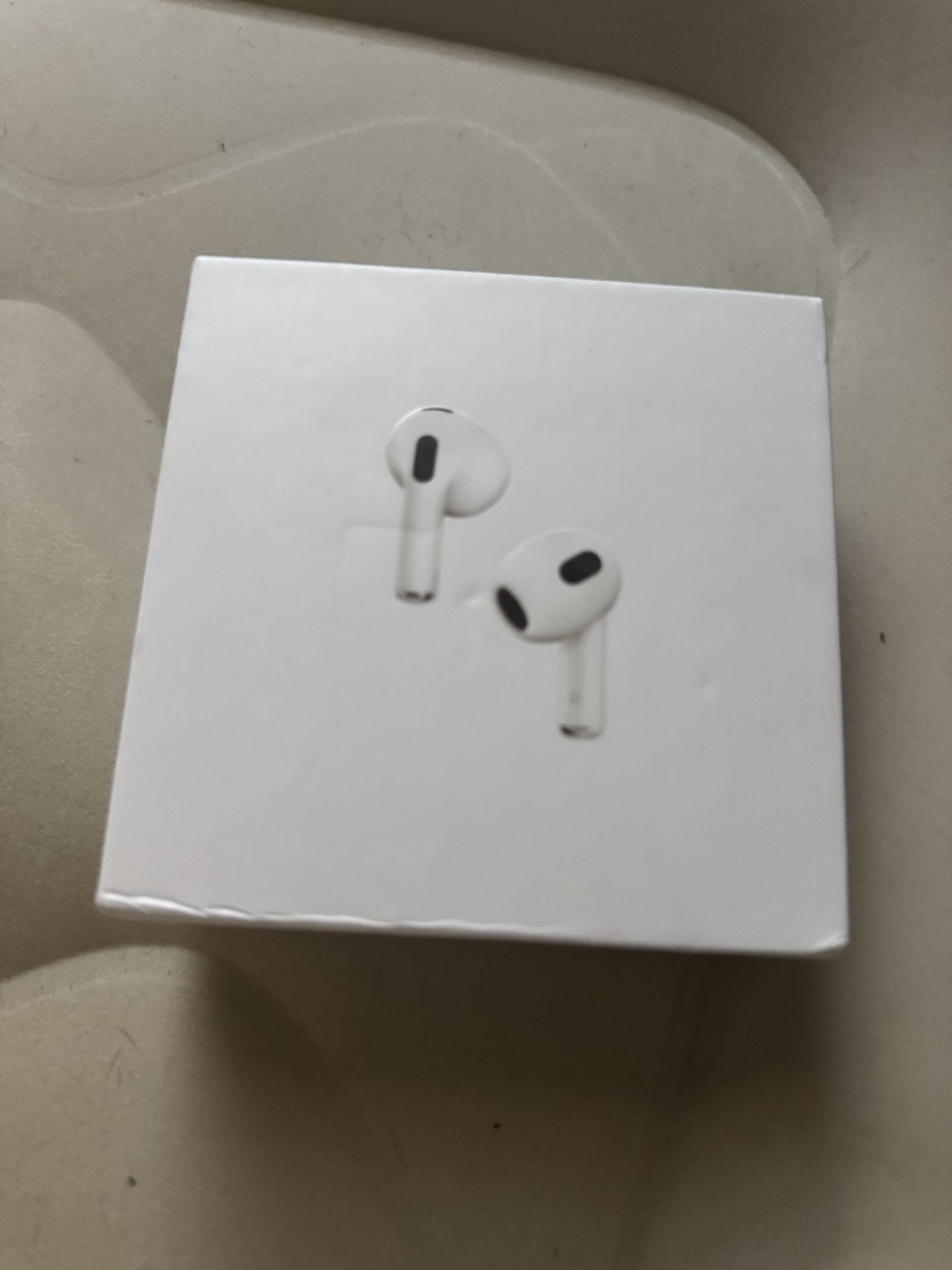 AirPods (3rd generation)