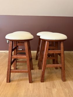 Set of 4 Swivel Counter Stools - Cherry Finish & Cream Upholstery
