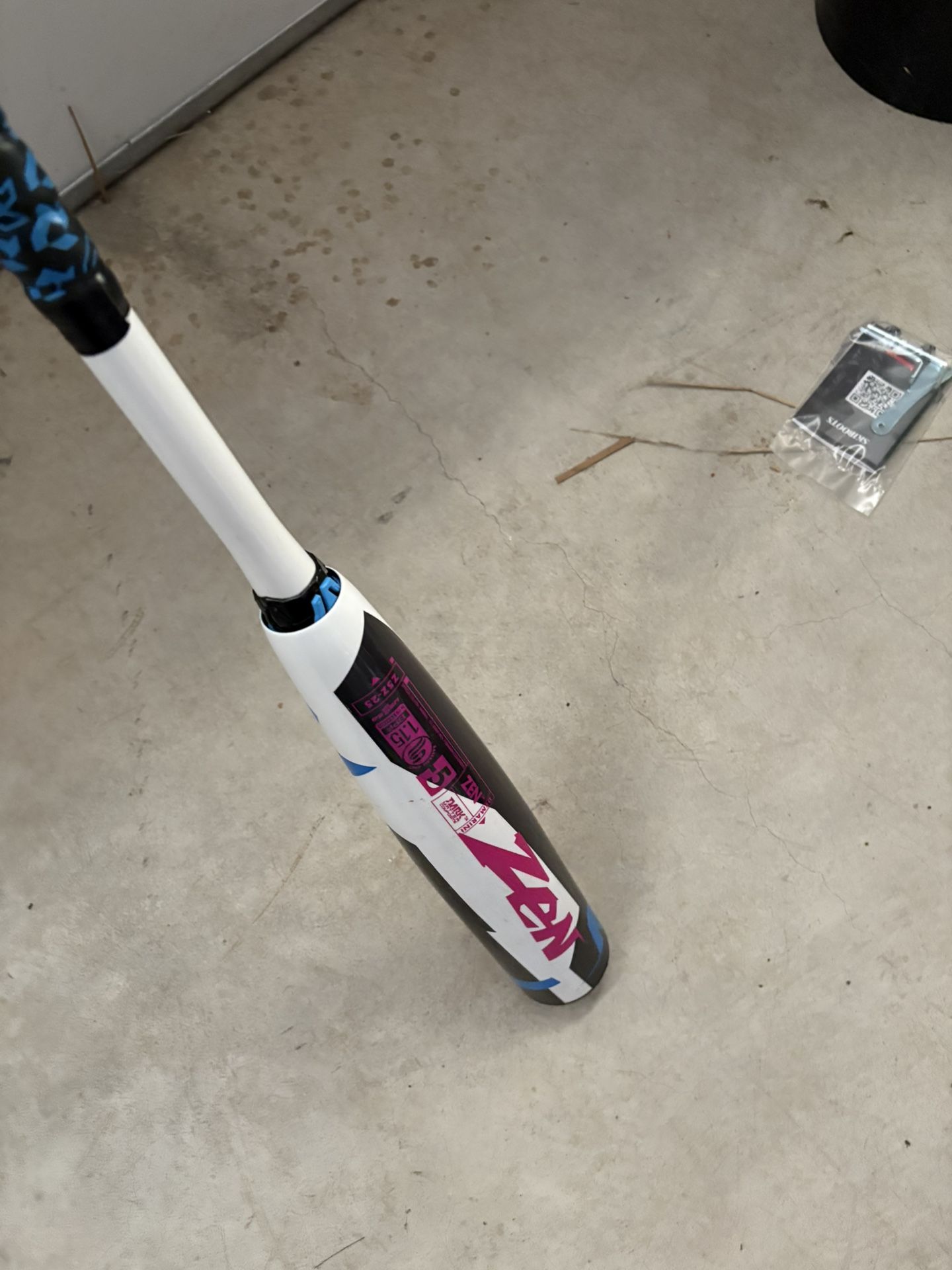 DeMarini Zen Baseball Bat
