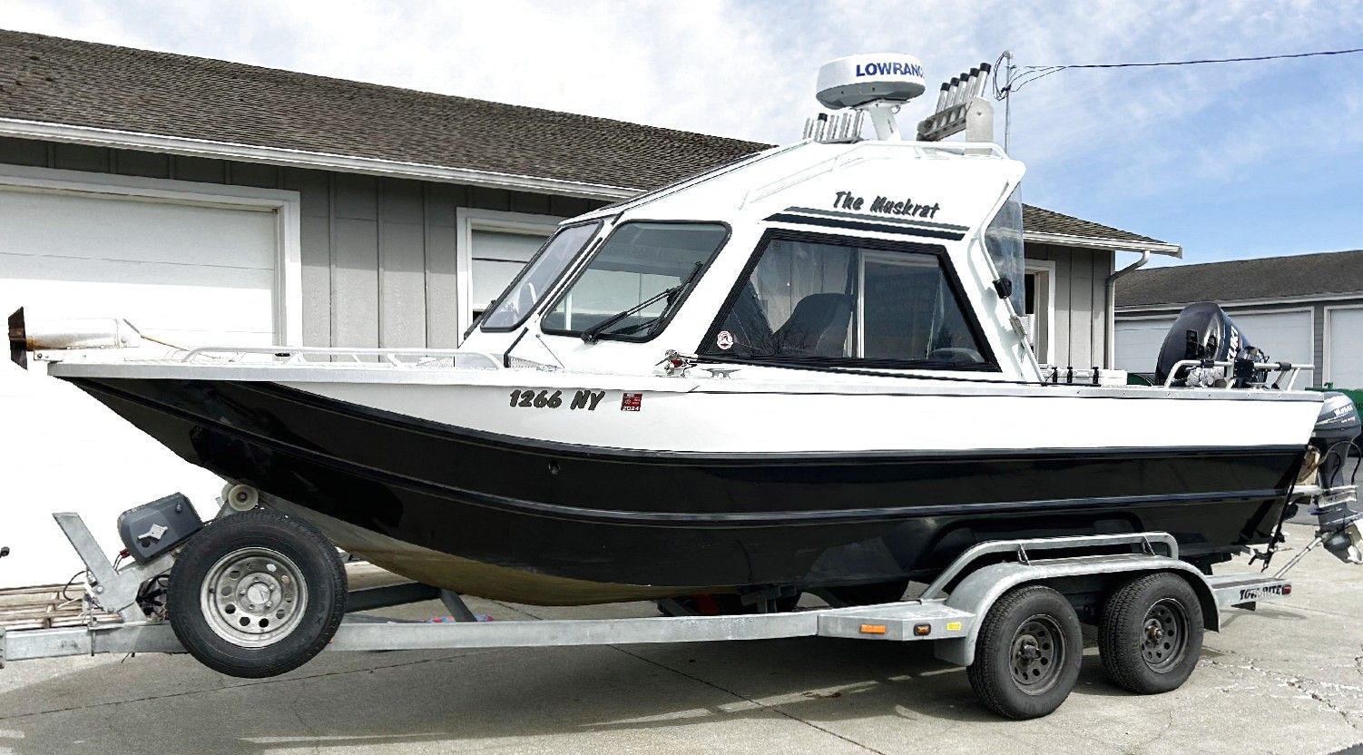 Thunder Jet Luxor Outboard Offshore for Sale in Alpine, CA OfferUp
