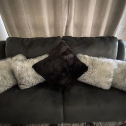 Grey Charcoal Power Reclining Sofa / Couch and Pillows (like new)
