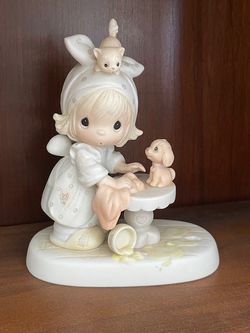 “This Is Your Day To Shine” #E-2822 Vintage Precious Moments Porcelain Figurine (1983)