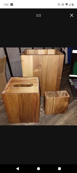 Wood bathroom set