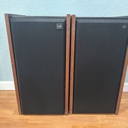 VINTAGE CJD SPEAKERS, 2 WAY, 10” WOOFER. MADE IN USA 