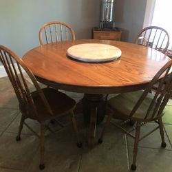 Beautiful Oak Table