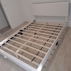 Queen Size Bed - Cama Tamaño Queen 