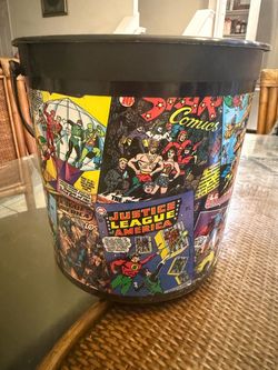DC comic Justice league Pop Corn Bucket Exclusive only in movie Theaters