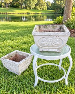 Vintage Solid Rock Stoneworks Normandy Jr Stone Planter – $85