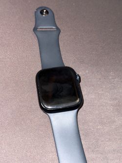 Apple Watch Series 8 45mm GPS ONLY