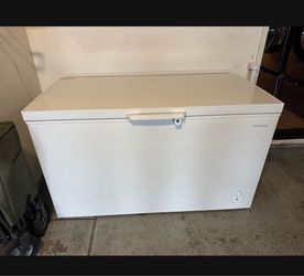 Freezer 14 cubics Large household deep chest hard to find size
