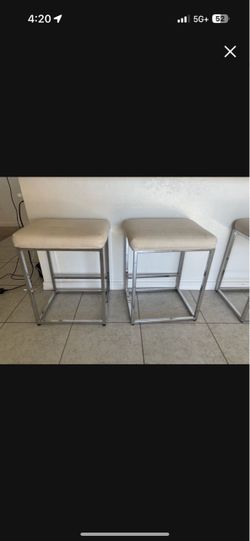 Set of 4 Backless Counter Stools
