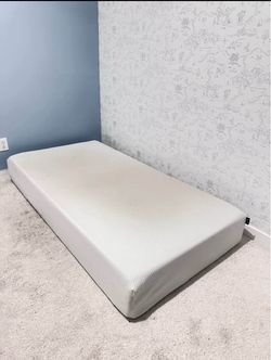Twin mattress and twin bed frame