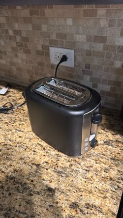 Toaster - move out sale