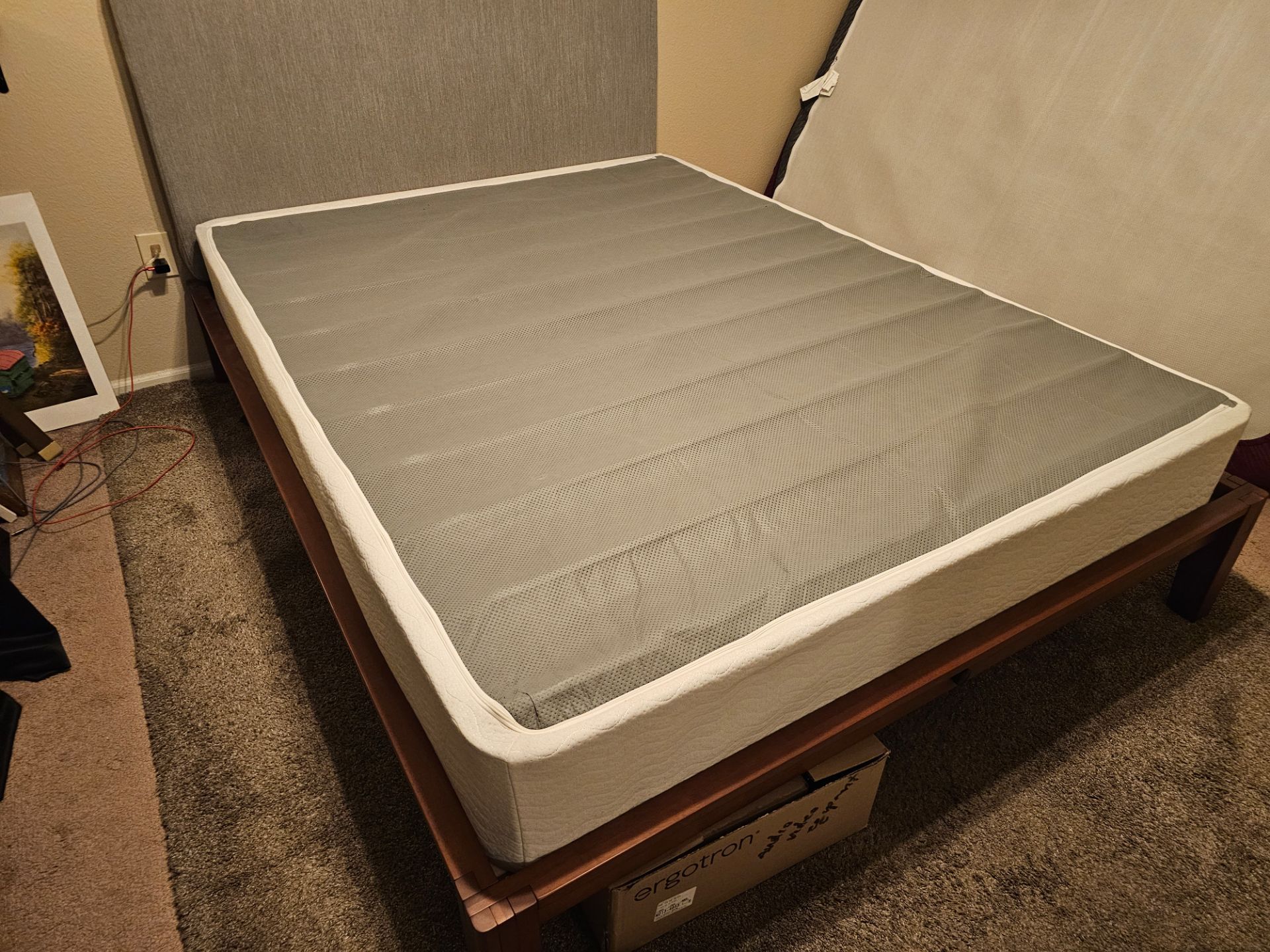 Queen sized boxspring for mattress