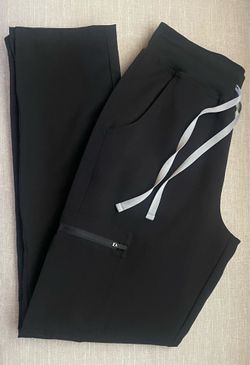 Women’s Figs Technical Collection