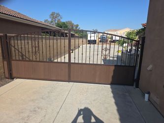Double Swing Driveway Gate Iron and Wood