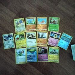 Pokemon Trading Cards Lot Of 199 Total Cards /  14 Holograms /  Random Collectable Collectibles  Surprise Grab-bag