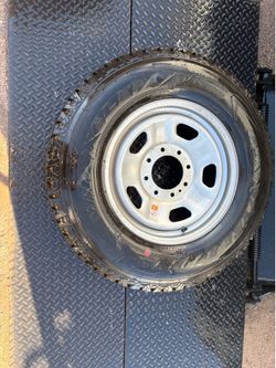 Ford Super Duty F250 F350 spare wheel and tire LT275/70 R18 275/70/18