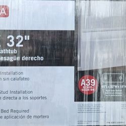 Delta Right Drain Bath Tub