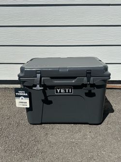 Yeti Tundra 35 cooler