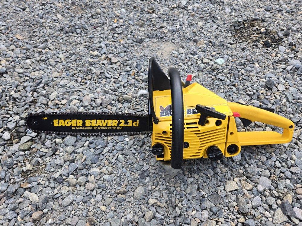 McCulloch Eager Beaver Gas Chainsaw Like New!
