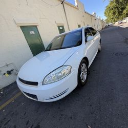 2013 Chevy Impala Lt 