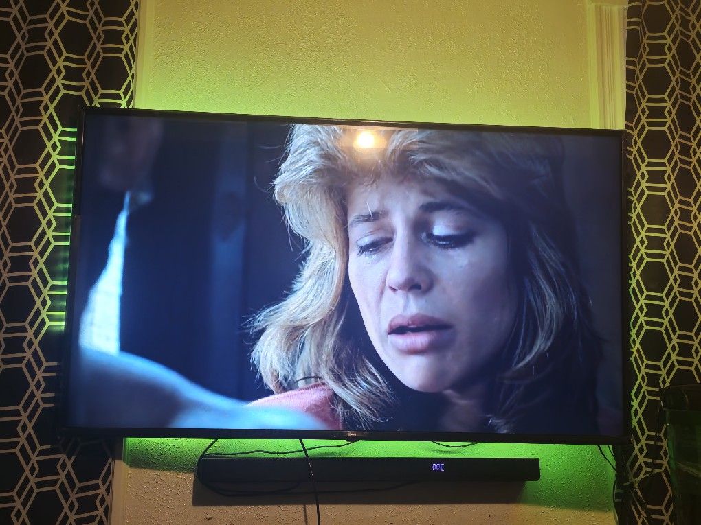 LG 65 Inch SMART TV LIKE NEW