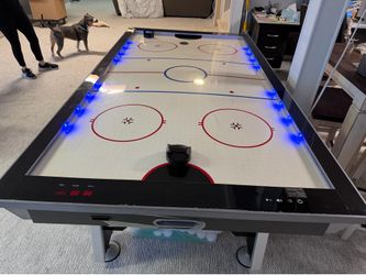 Air Hockey Table