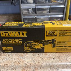 DEWALT ATOMIC 20V MAX Cordless Brushless Oscillating Multi Tool (Tool Only) 