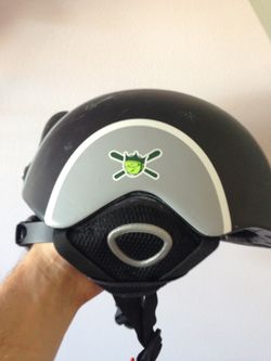 Ski snowboard helmet