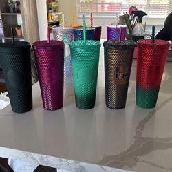 starbucks cups