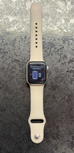 Apple Watch SE 2nd Gen 40mm GPS + Cellular Starlight Aluminum Case Smartwatch