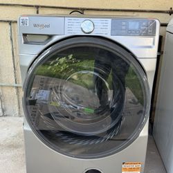 Whirlpool Smart Front Load Washer WFW5720RR 4.5 cu. ft.