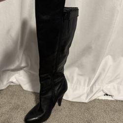 Aldo Women’s Boots Size 6