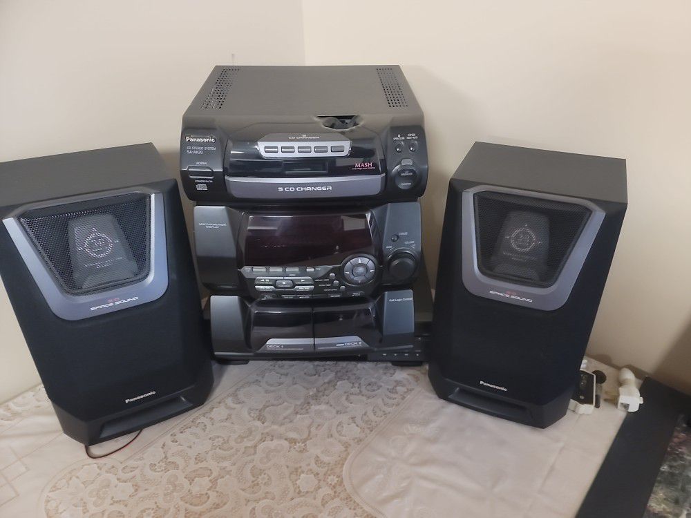 Old Stereo System With Equalizers, 5CD, Tape