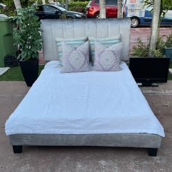 Kids Bed with Full Size Mattress $120  ( Need Small Repair) 