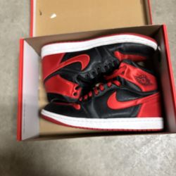 Jordan 1 High Satin  