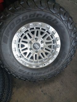 17x9 axd rims 6 lug 6x139 6x5.5 On used tires 35 1250 17